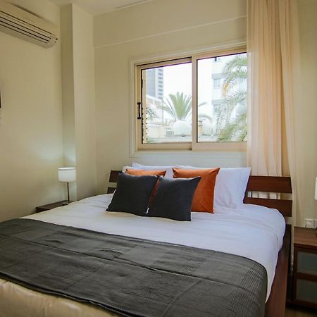 Phaedrus Living City View Luxury Iras Flat 102 Nicósia Exterior foto